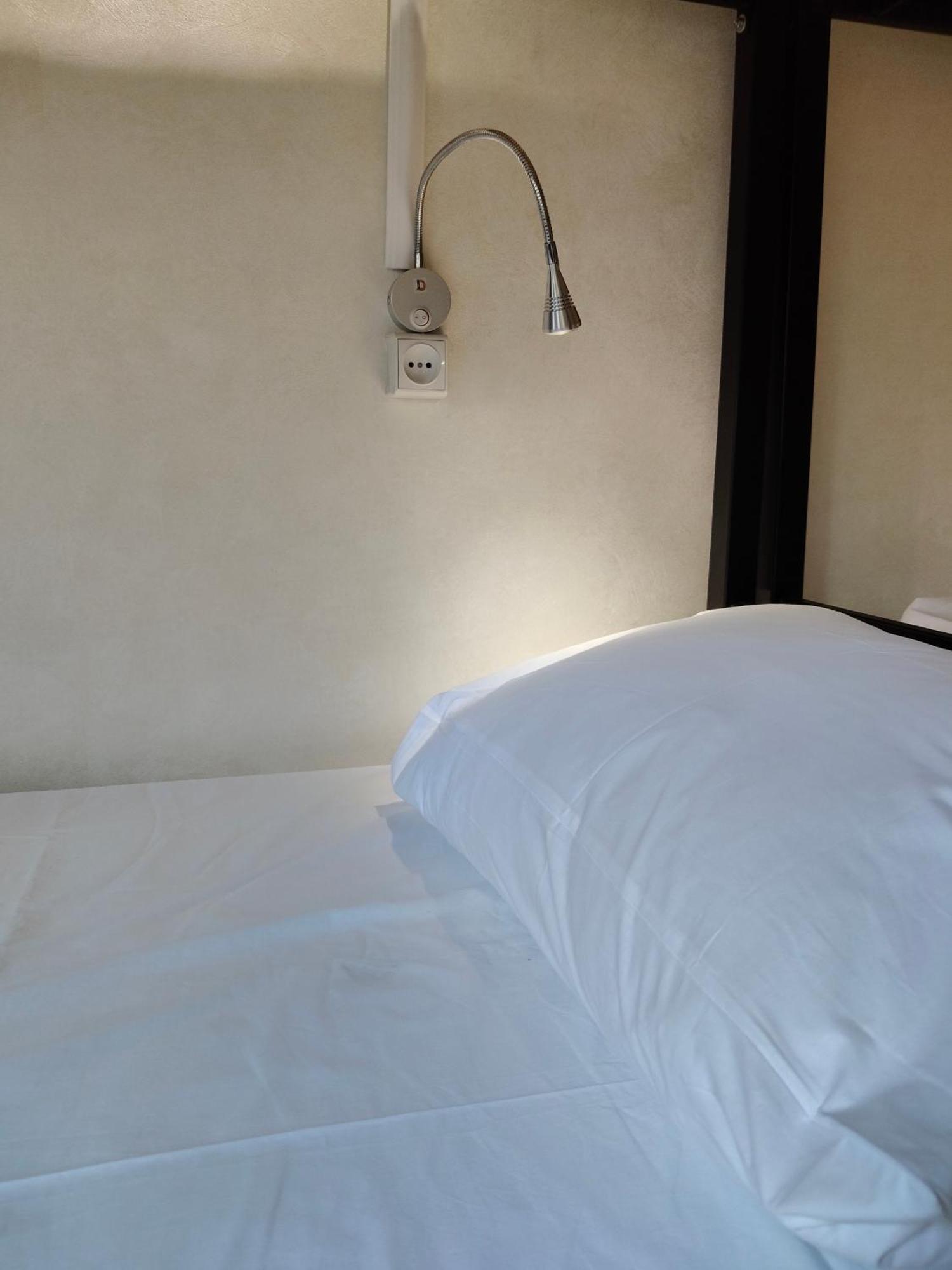 Ambience Hostel & Apartments Tbilisi ภายนอก รูปภาพ