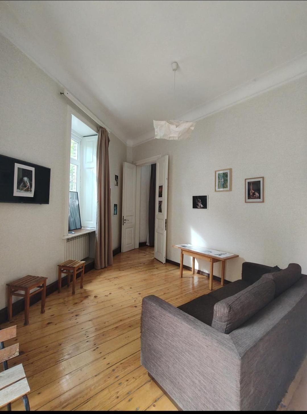 Ambience Hostel & Apartments Tbilisi ภายนอก รูปภาพ