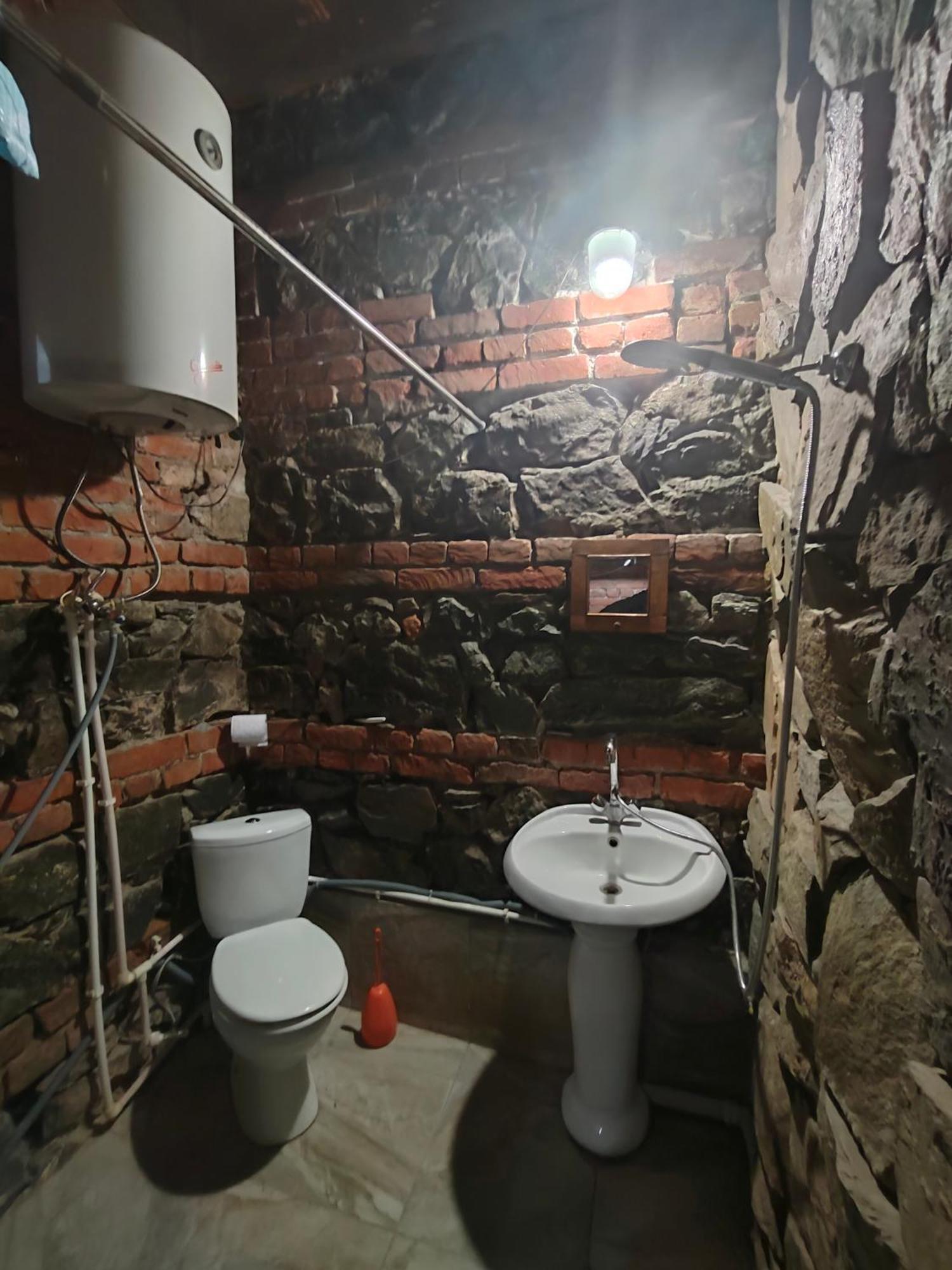 Ambience Hostel & Apartments Tbilisi ภายนอก รูปภาพ