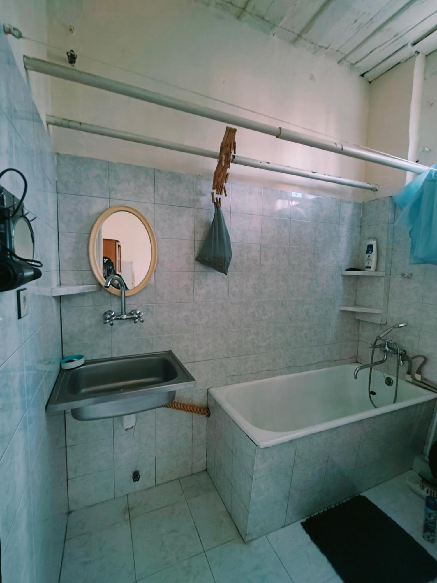 Ambience Hostel & Apartments Tbilisi ภายนอก รูปภาพ