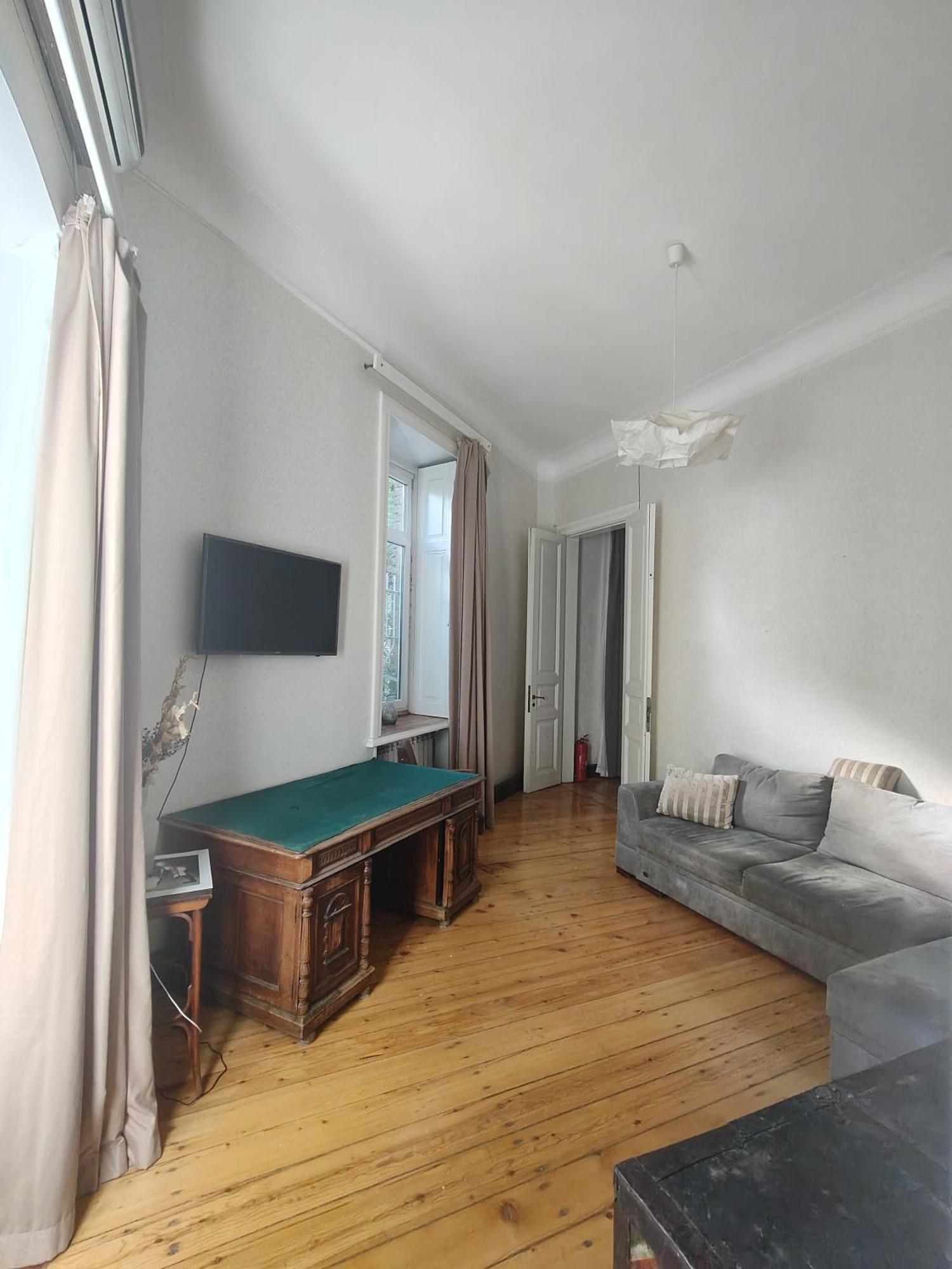 Ambience Hostel & Apartments Tbilisi ภายนอก รูปภาพ